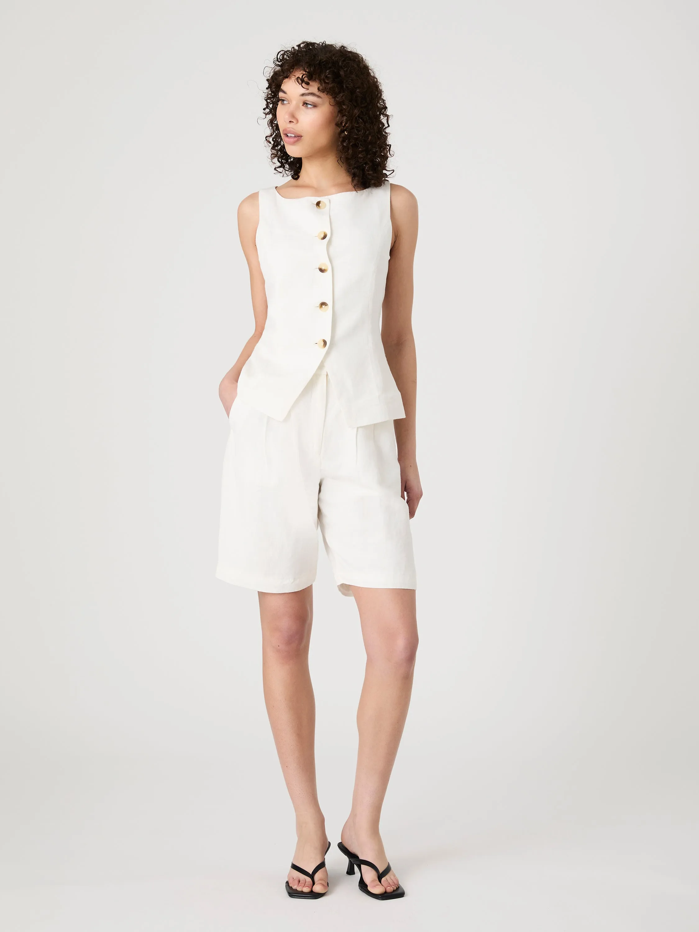 Birdie Linen Bermuda Shorts