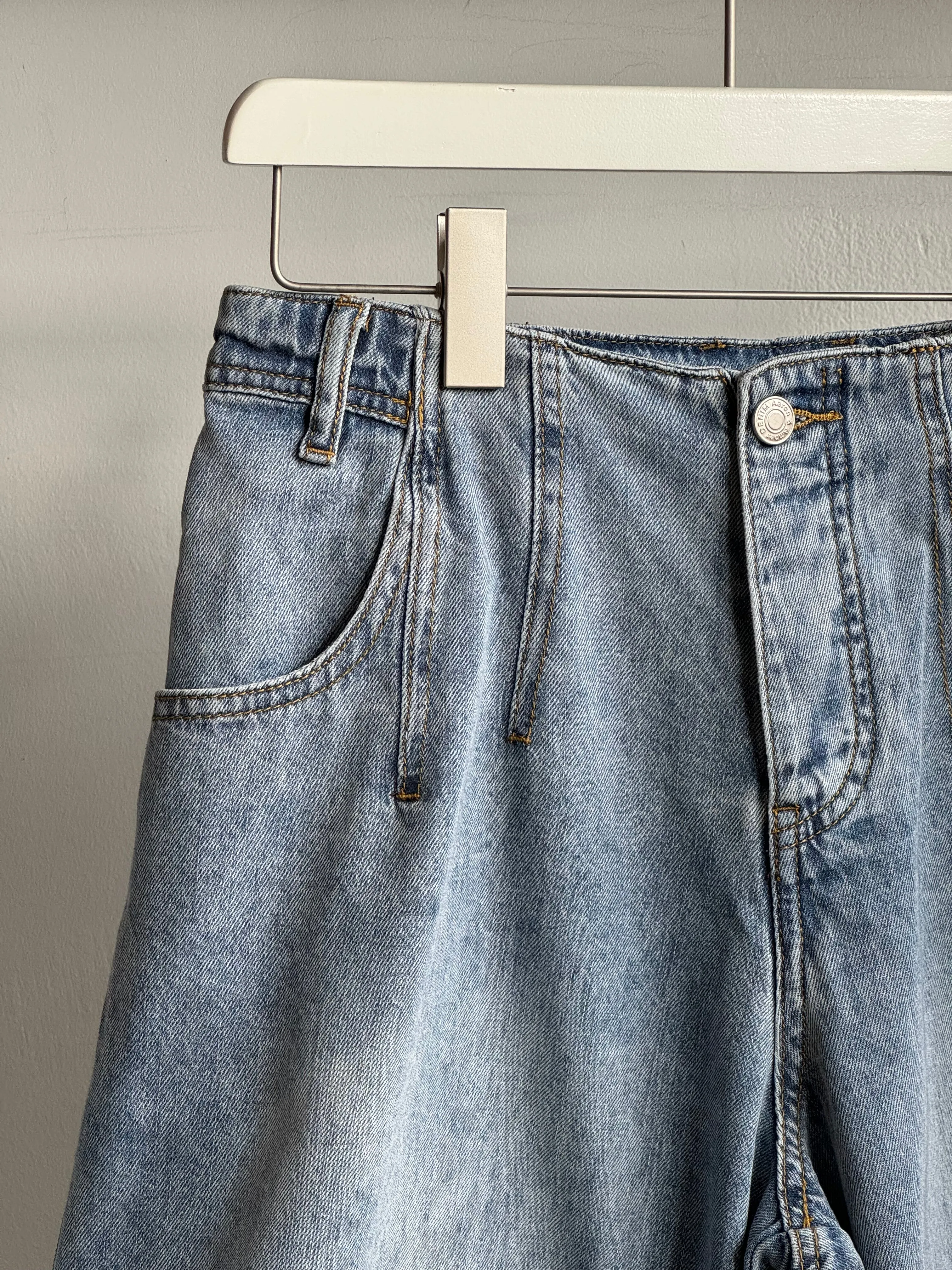 CHRISTIE Shorts