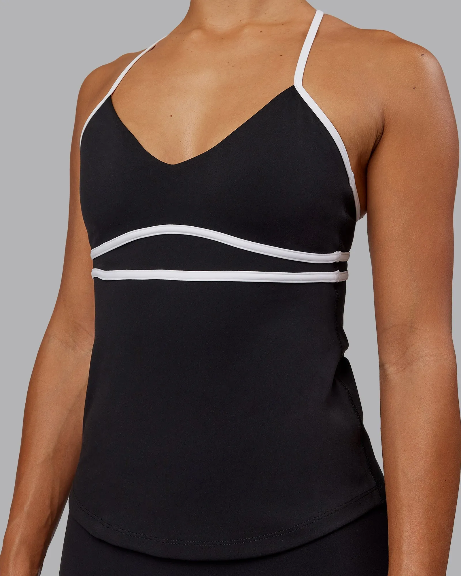 Distinction Performance Tank - Black-White