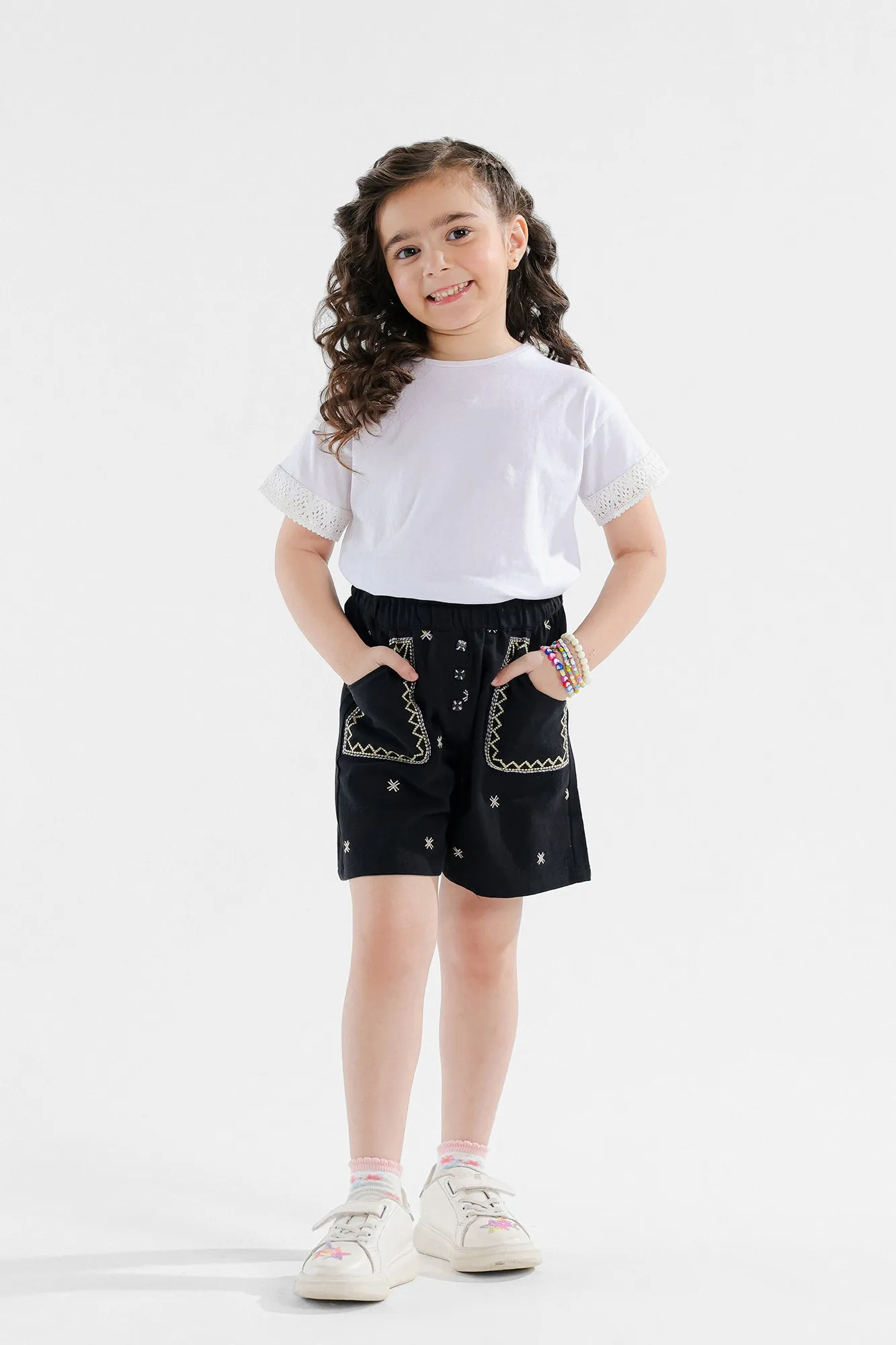 EMBROIDERED SHORTS (E1163/301/902)