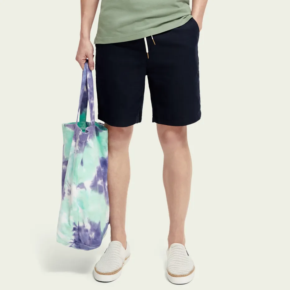 The Fave Linen-Blended Bermuda Shorts (Marine)