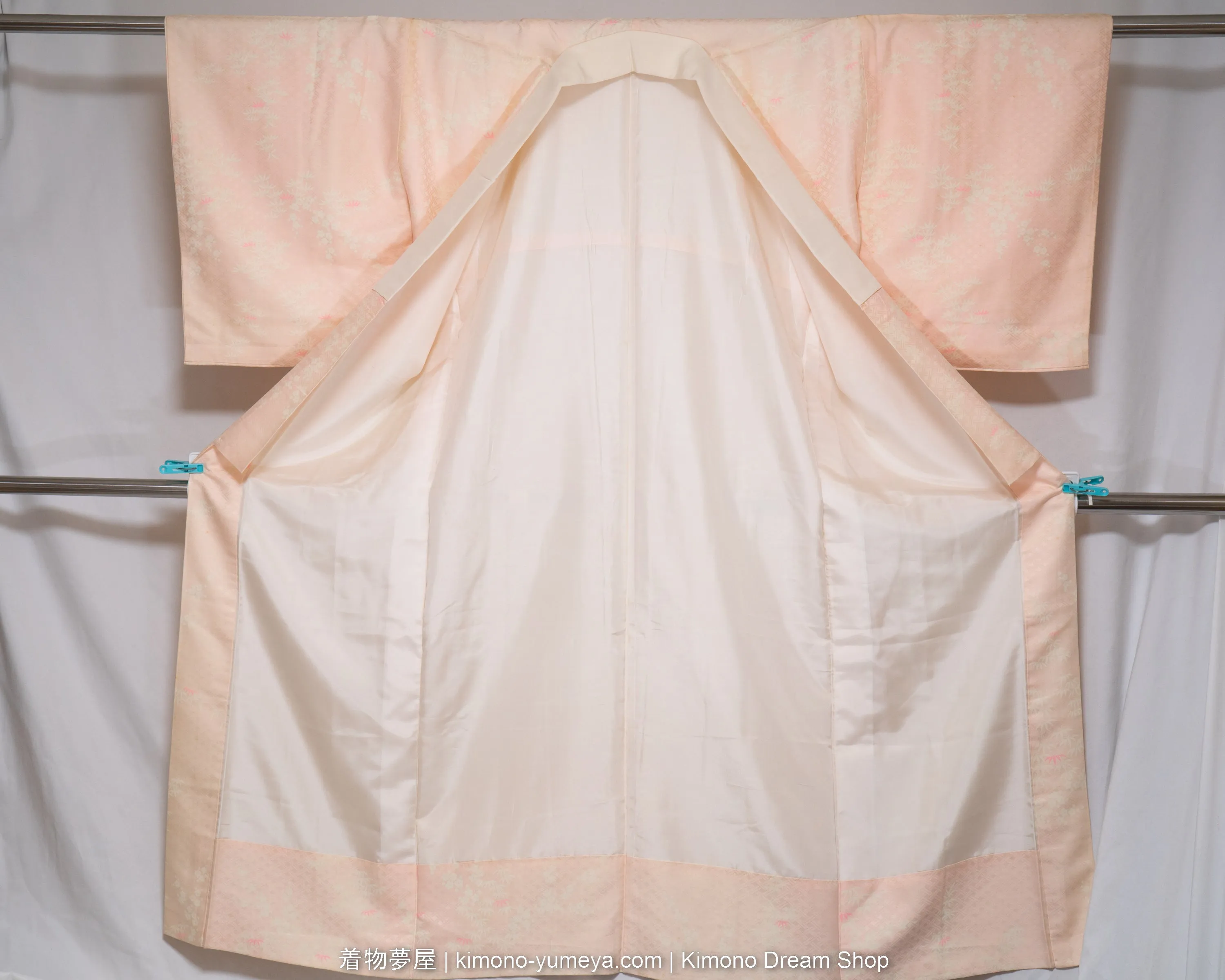 Weaving Pattern Nagajuban 128cm Wide 134cm Long - Vintage Silk Women's Juban with Lining - Light Pink, Bamboo Leaves